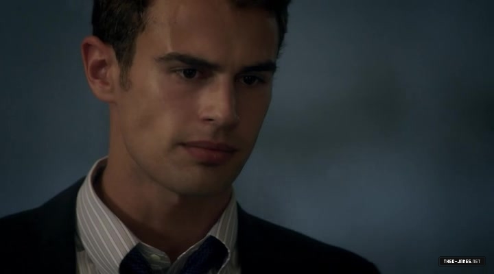 theojamesweb0823.jpg