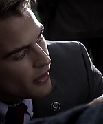 theojamesweb0858.jpg